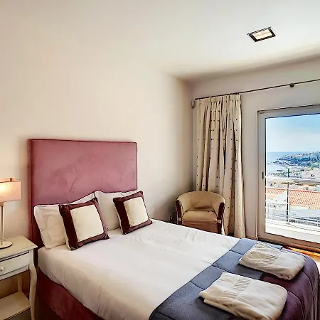 The White House - By Lovelystay * 푼샬