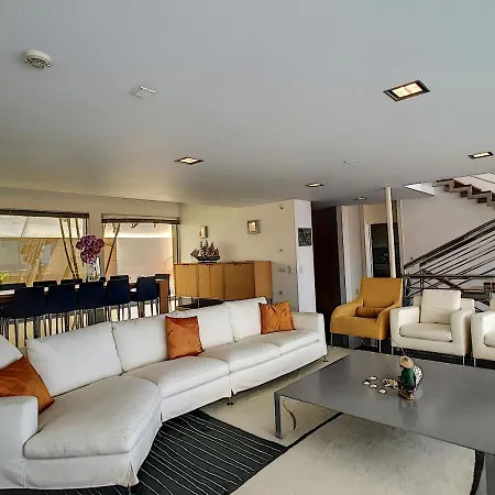 빌라 The White House - By Lovelystay *