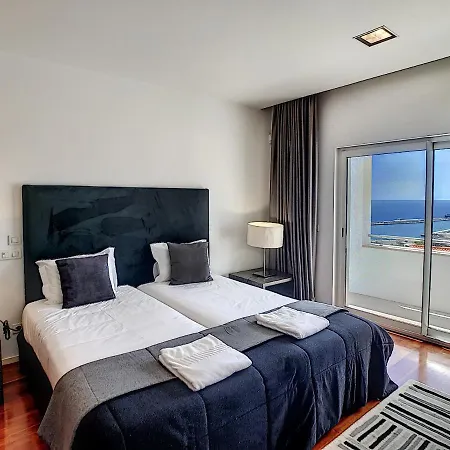 The White House - Sea View By Lovelystay