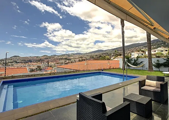 Villa The White House - By Lovelystay Funchal (Madeira)